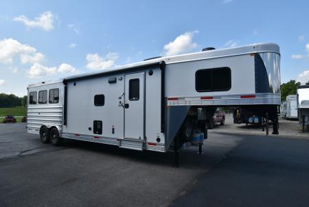 Travel trailer vs fifth wheel